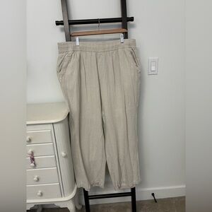 Old Navy Cream linen blend pants. Comfortable, wide leg, elastic waist. 2X
